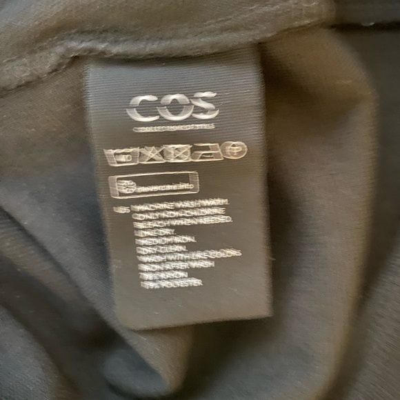 COS black draped top EUC hardly worn. - Picture 7 of 7